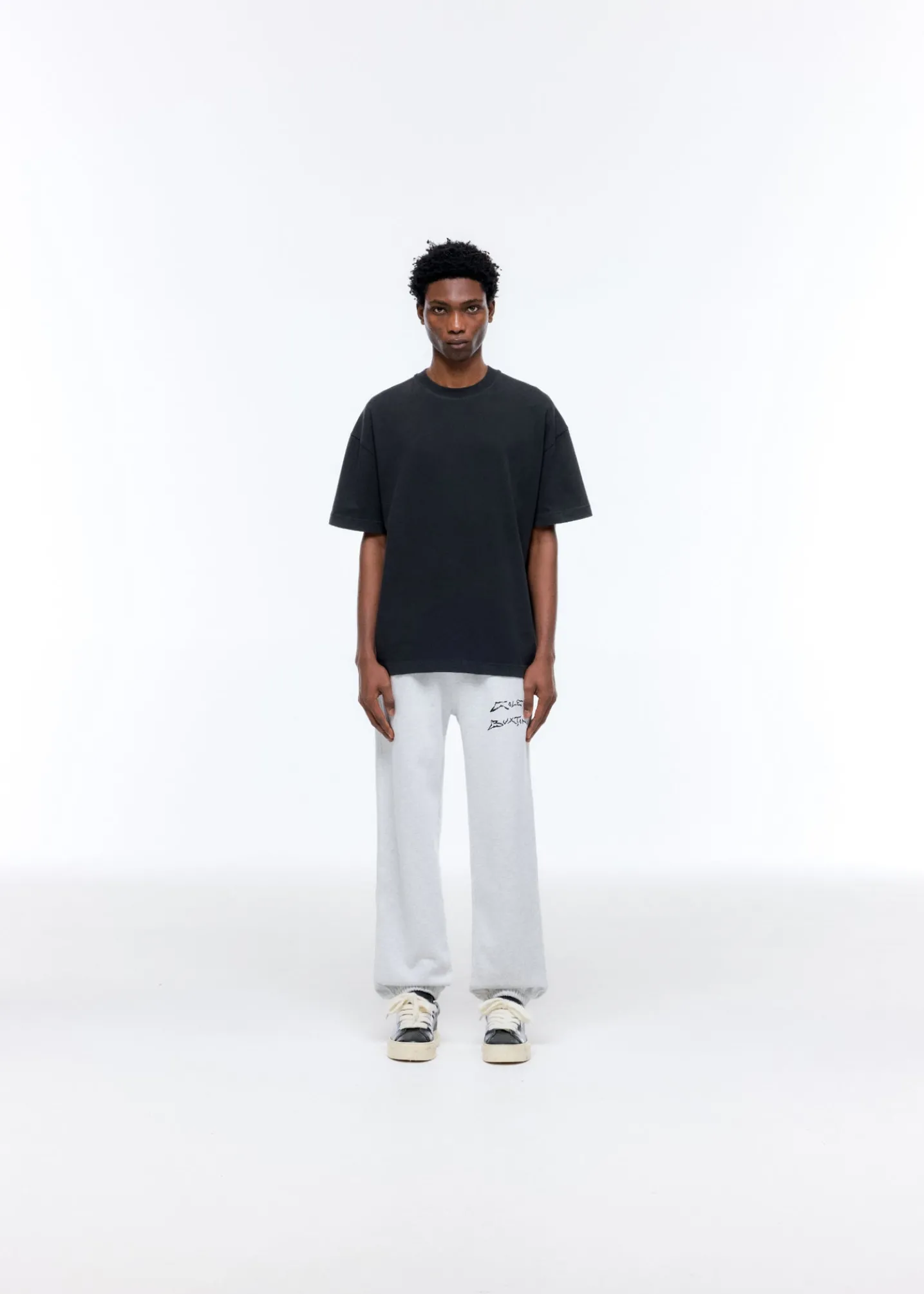 AKIMBO X CB SWEATPANTS