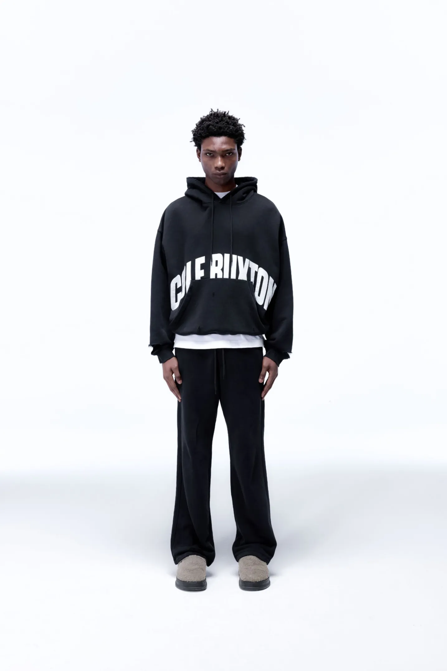 ARCH LOGO HOODIE