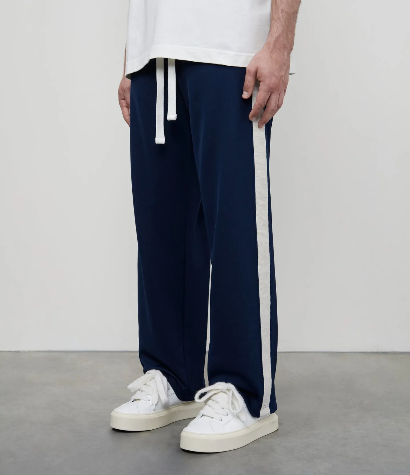 CLASSIC TRACK PANTS