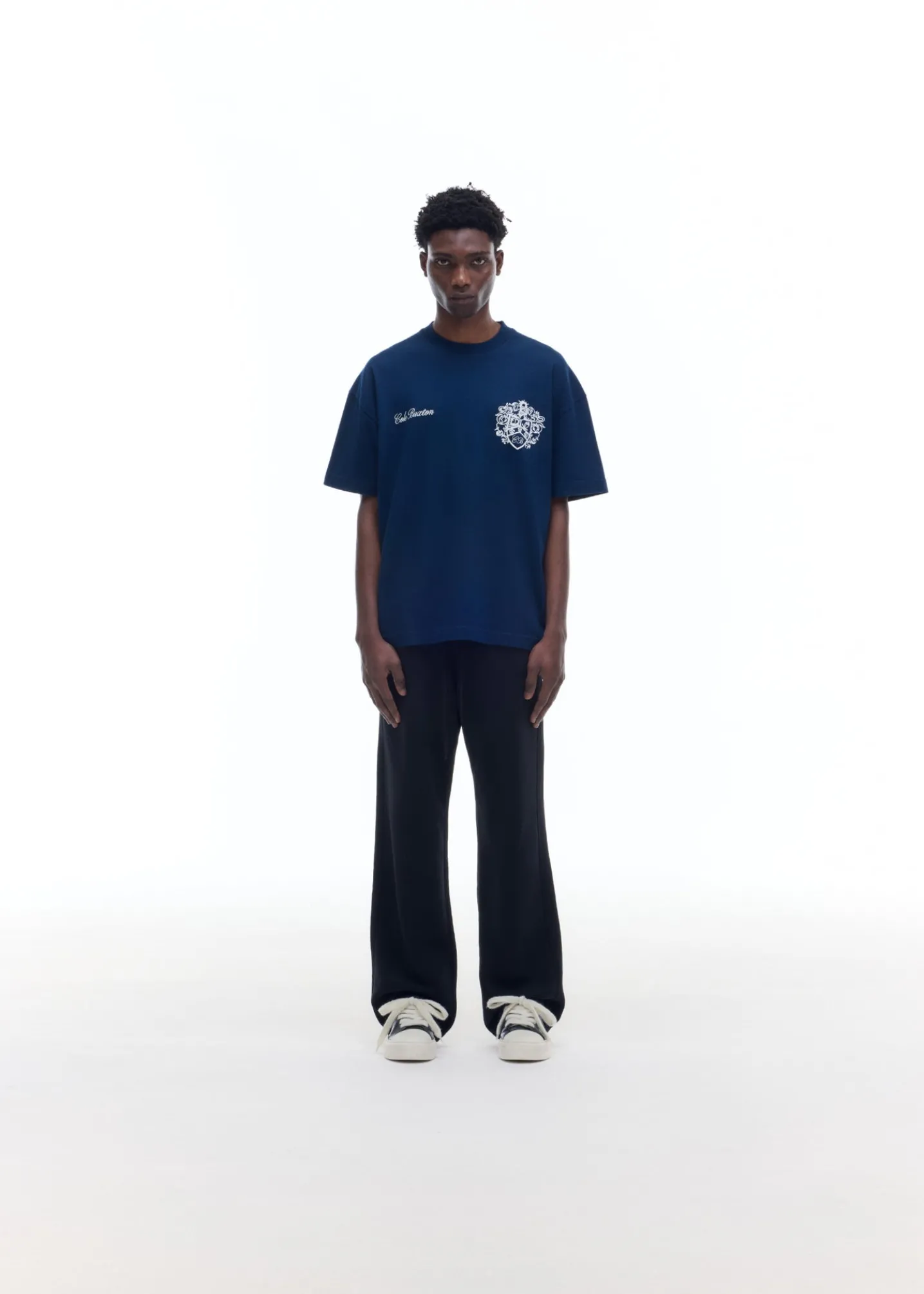 COLLEGIATE CREST T-SHIRT