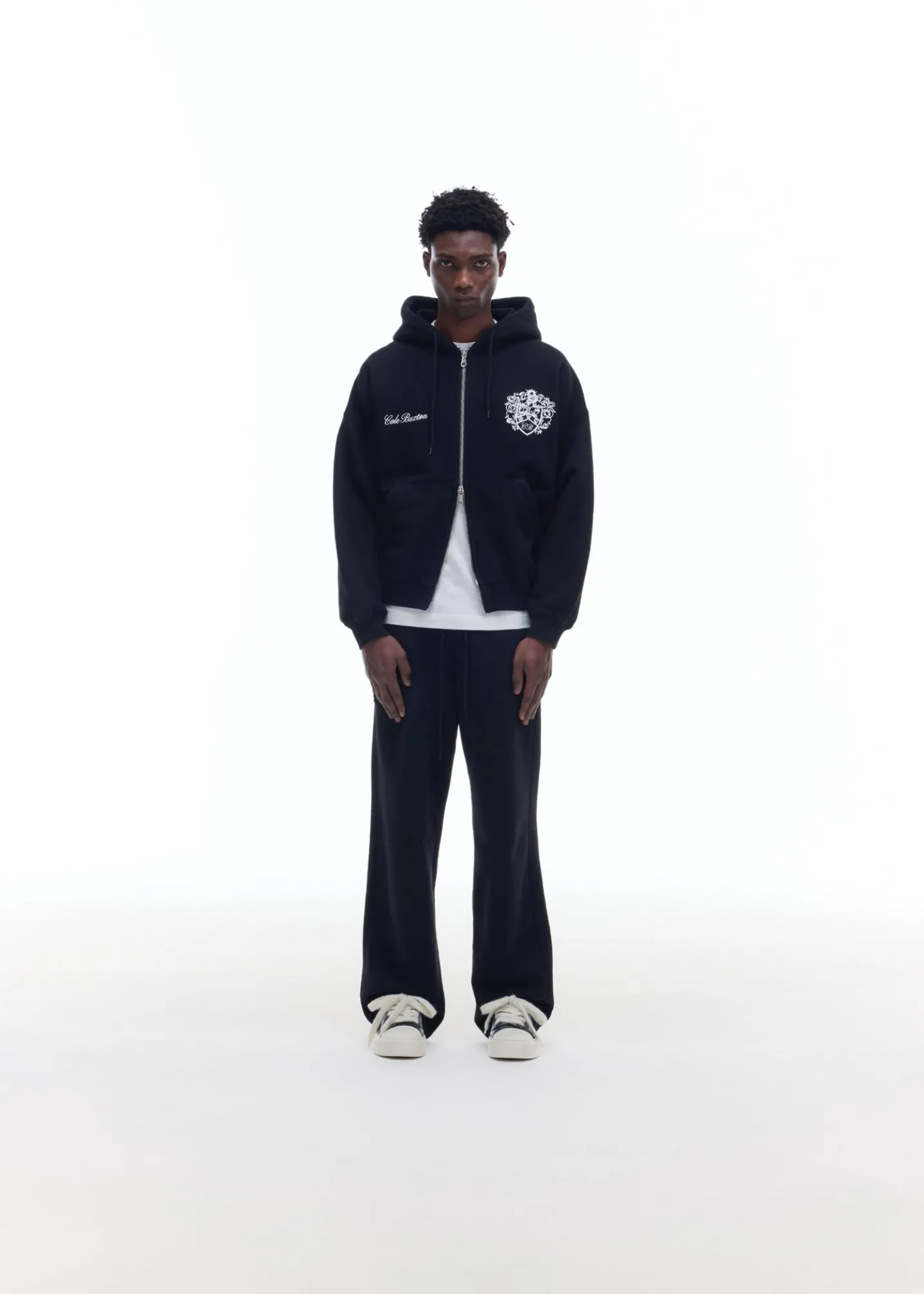 COLLEGIATE CREST ZIPPED HOODIE