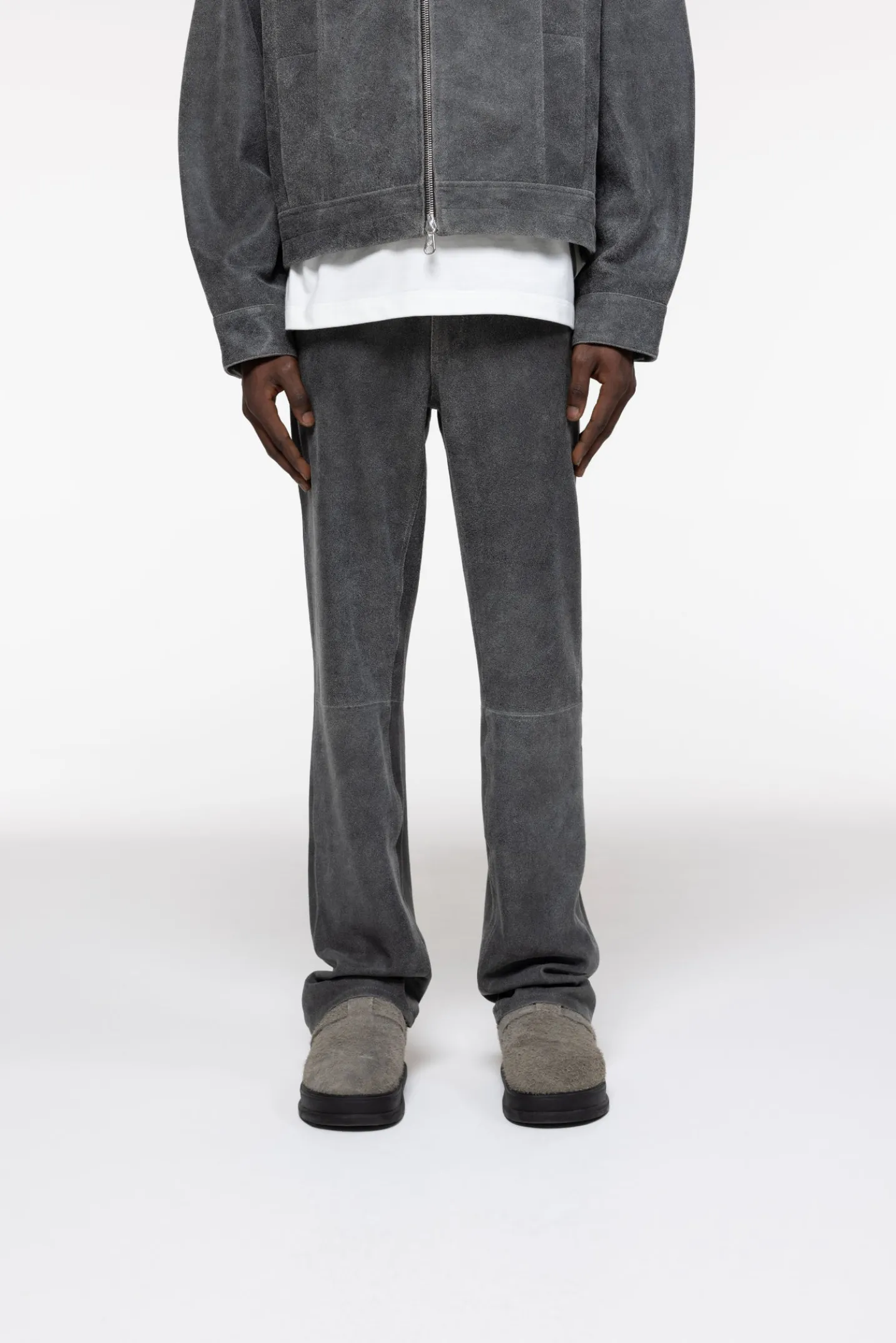 CRACKED LEATHER PANTS