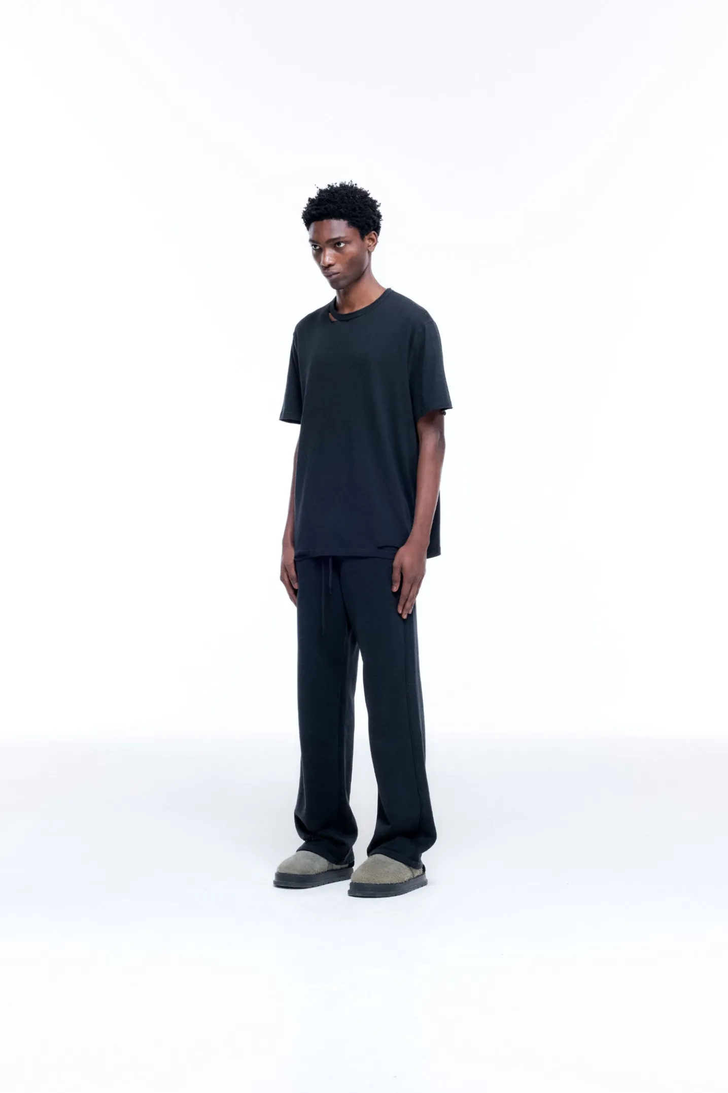 DISTRESSED COLE T-SHIRT