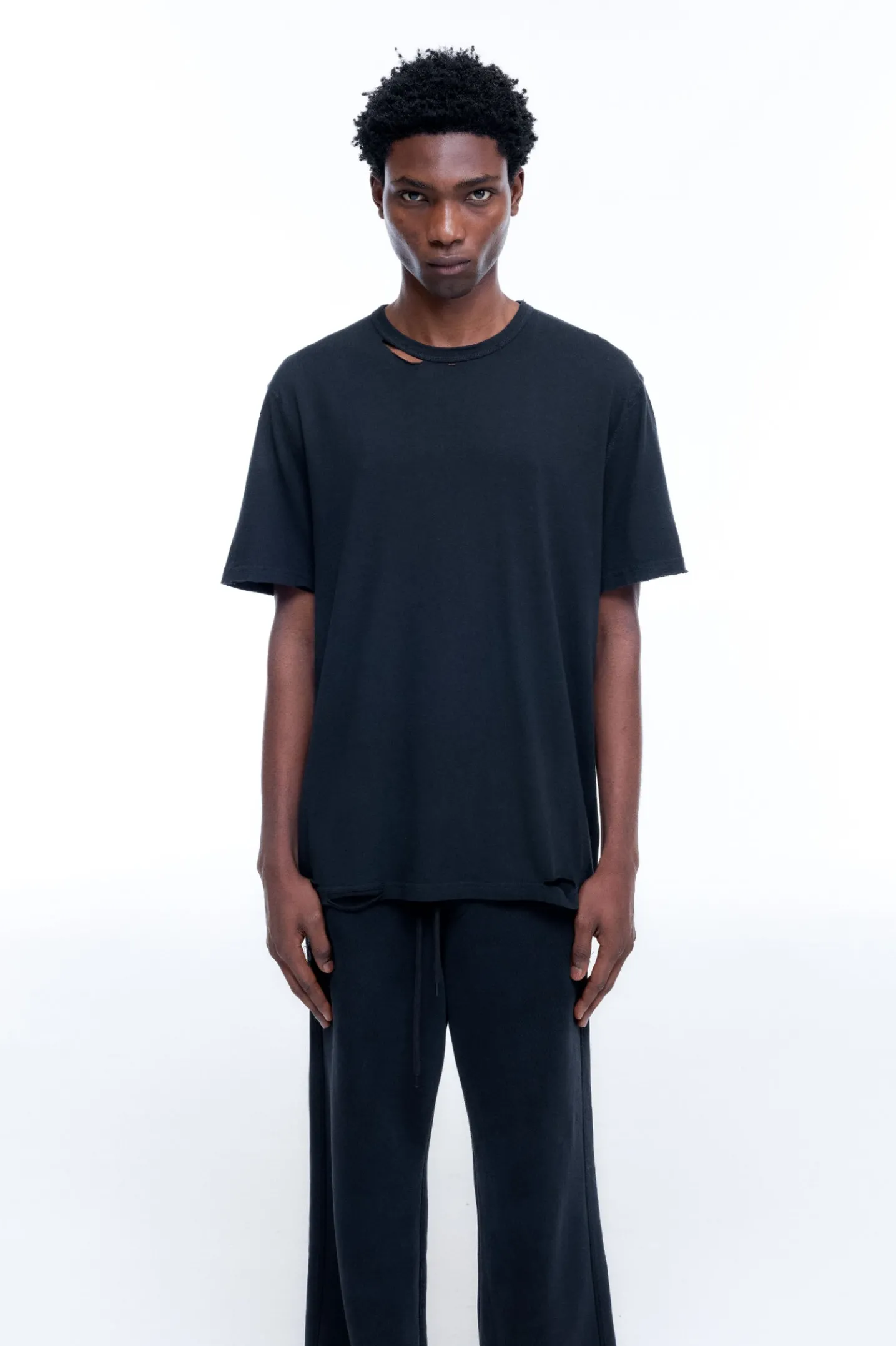 DISTRESSED COLE T-SHIRT