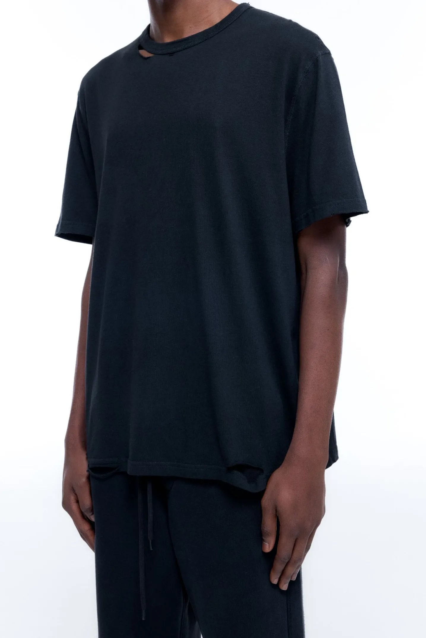 DISTRESSED COLE T-SHIRT