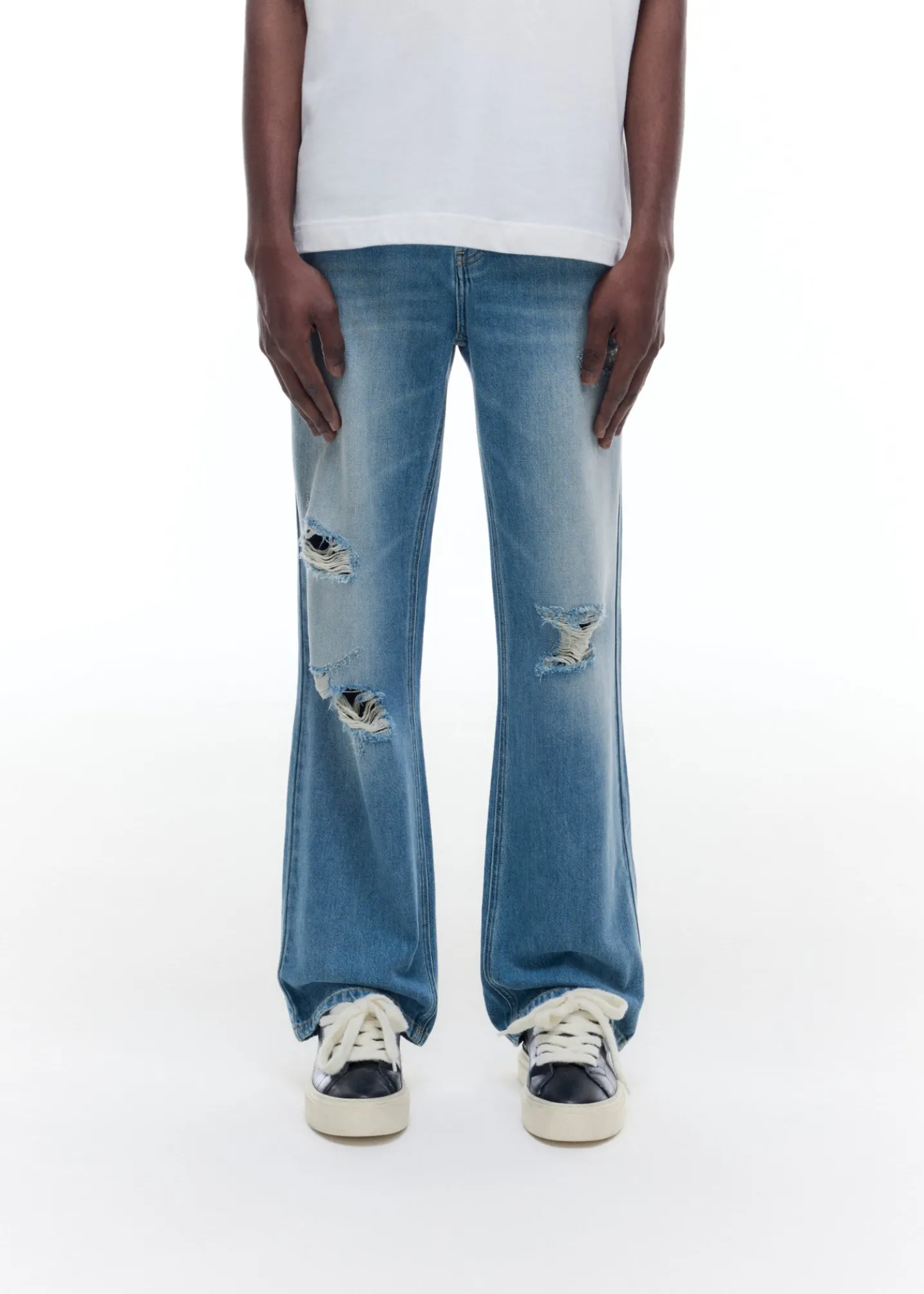 DISTRESSED FRONT JEANS