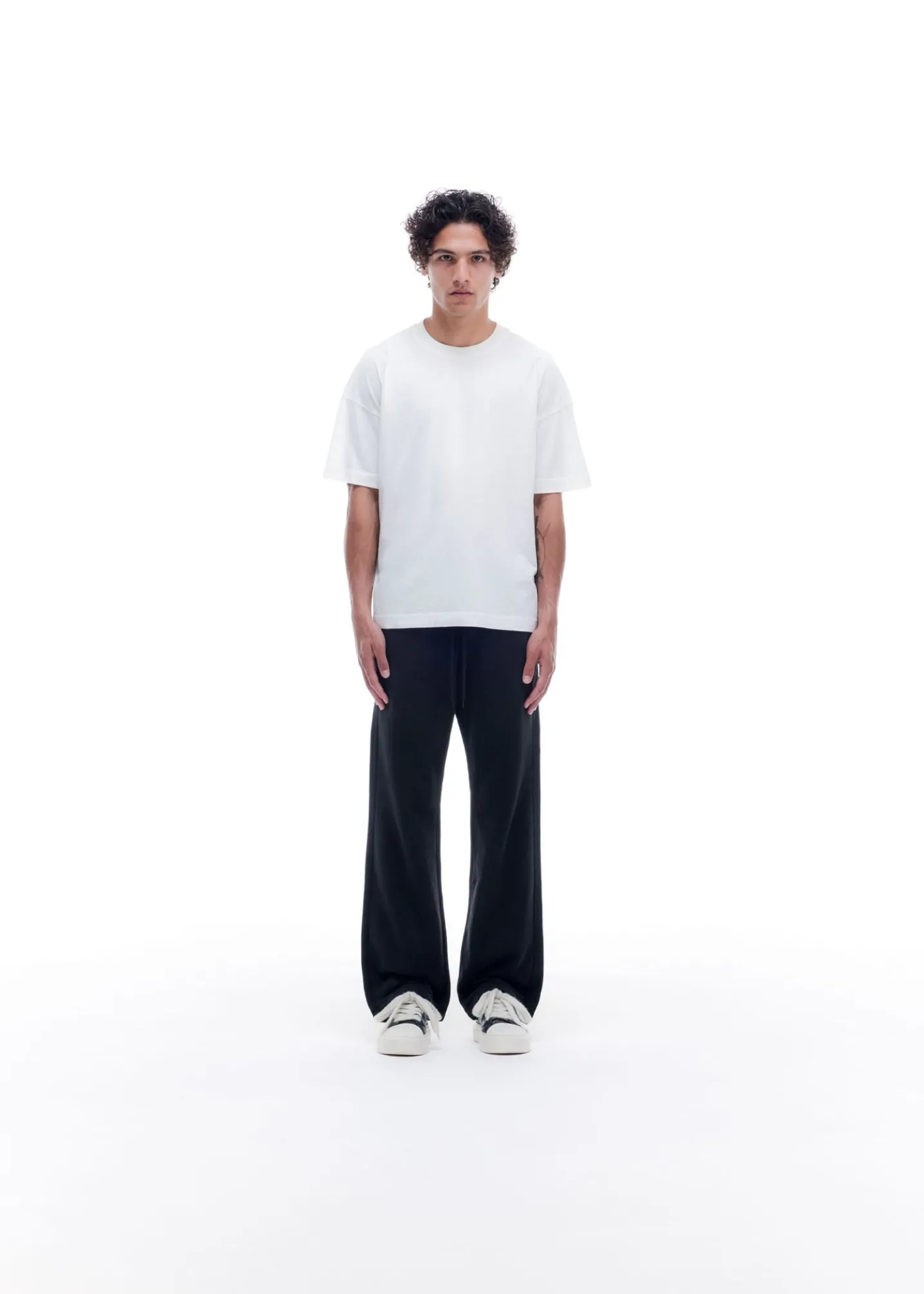 DISTRESSED LIGHTWEIGHT T-SHIRT