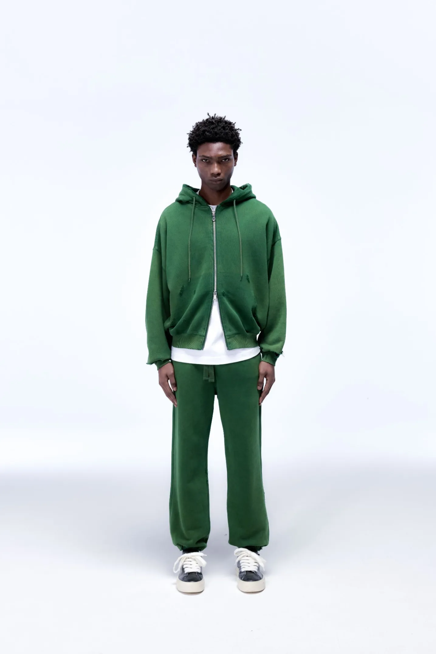 DISTRESSED ZIPPED HOODIE
