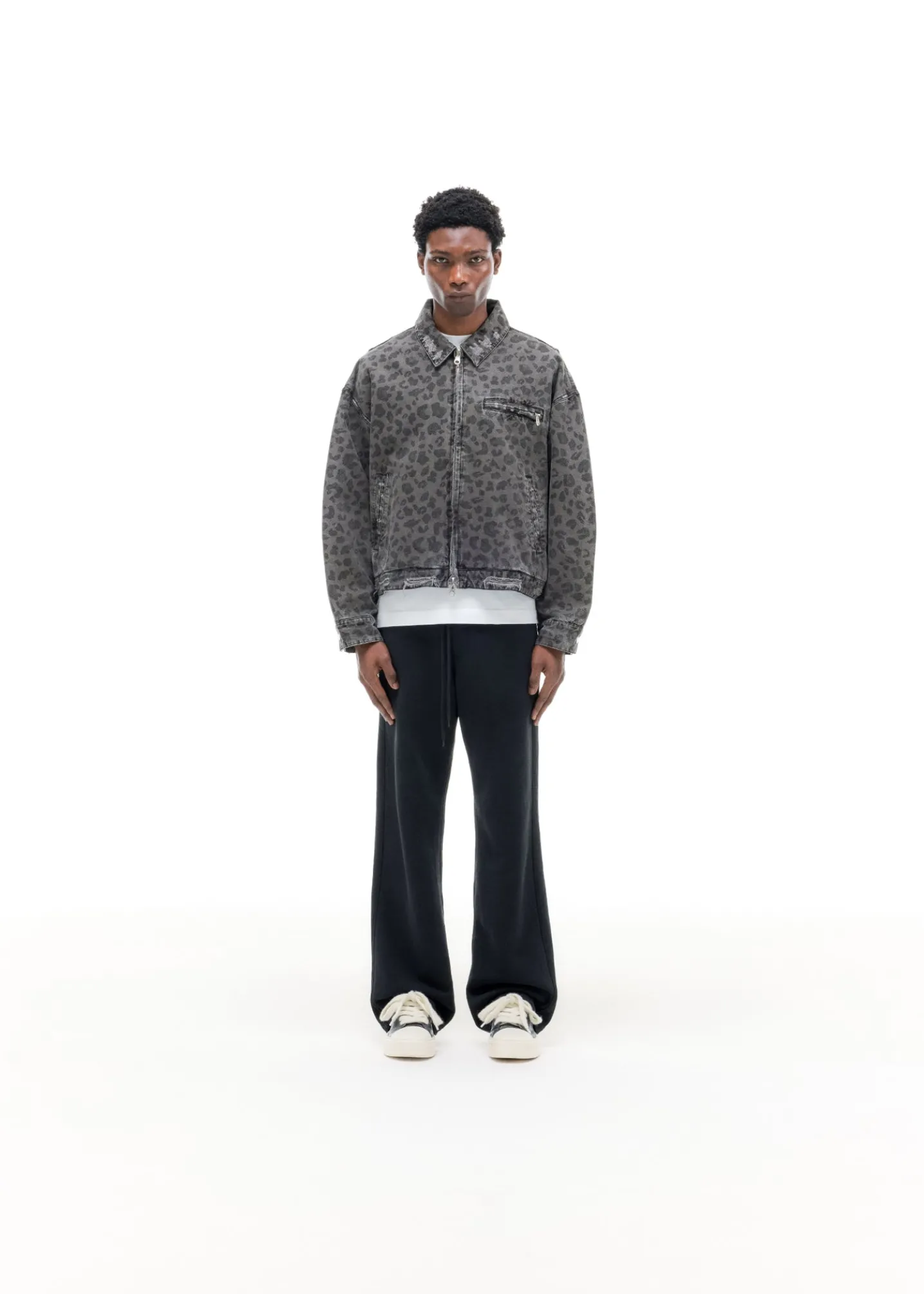 LEOPARD DISTRESSED TRUCKER JACKET