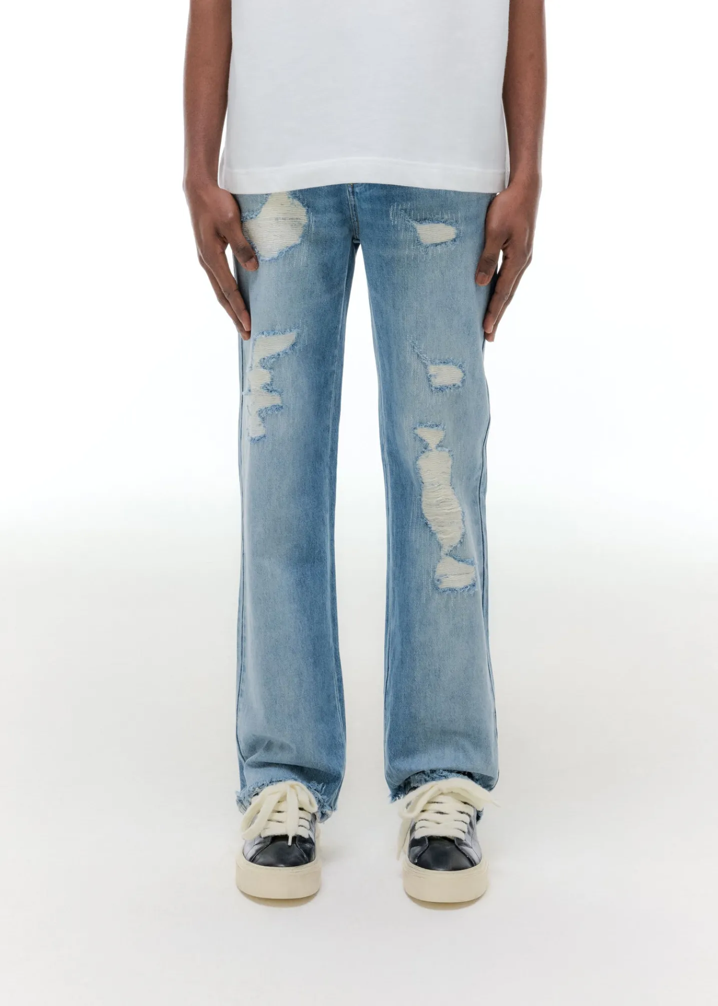 REPAIRED JEANS