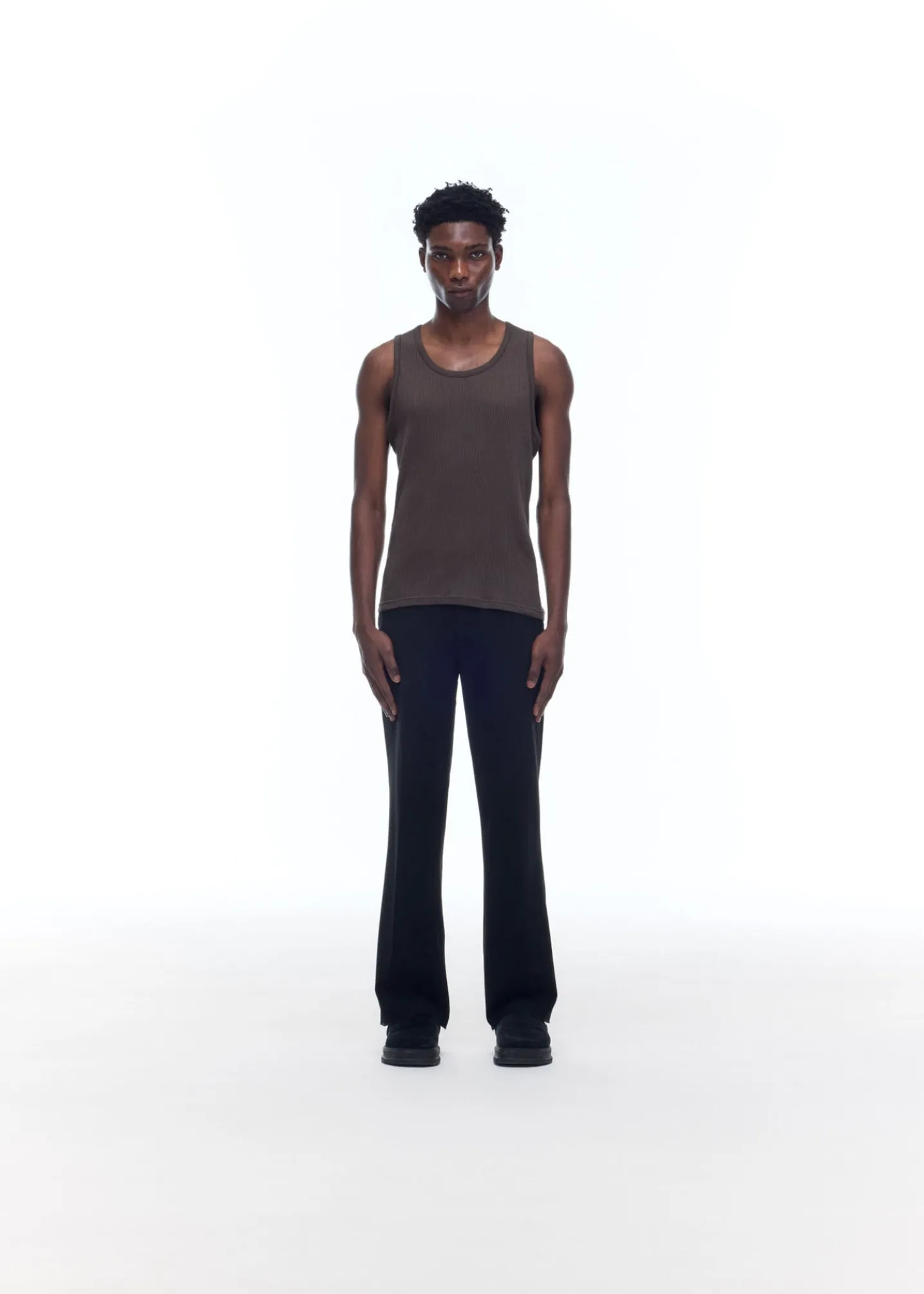 RESORT VEST