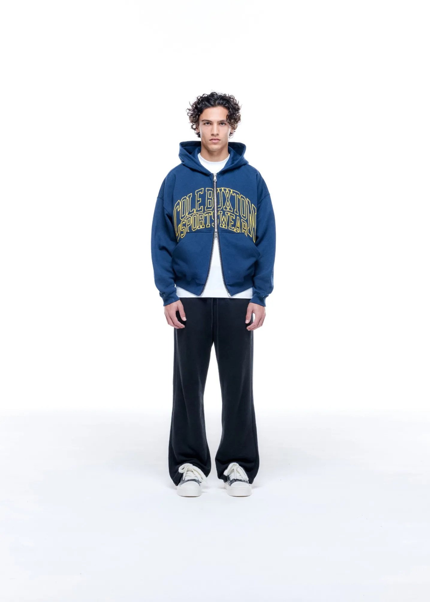 SPORTSWEAR ARC ZIPPED HOODIE