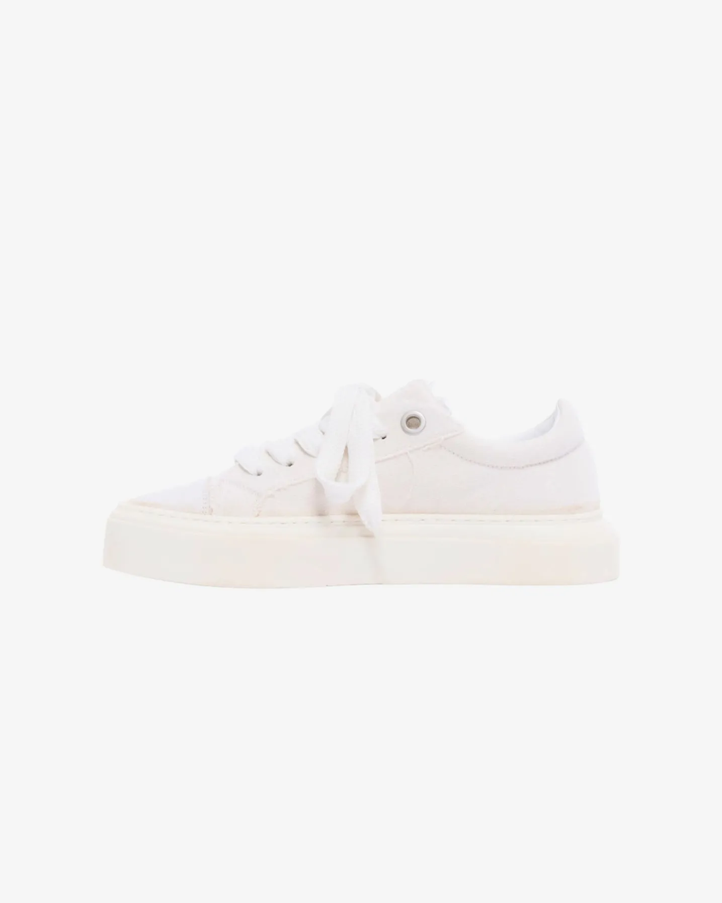 THE VINTAGE WILSON COURT SNEAKER