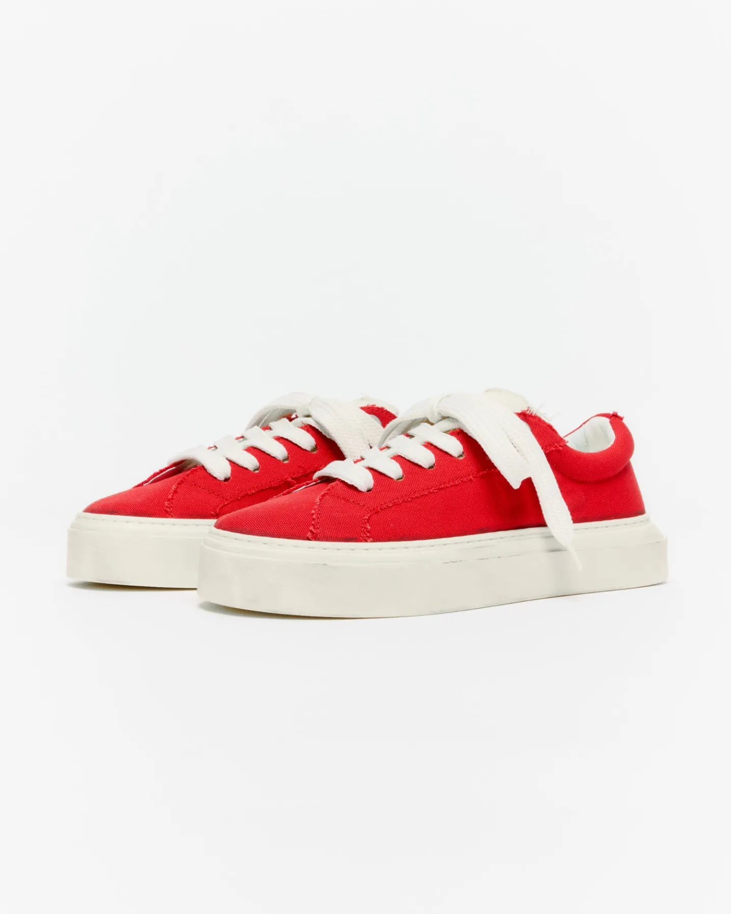 THE VINTAGE WILSON SNEAKER