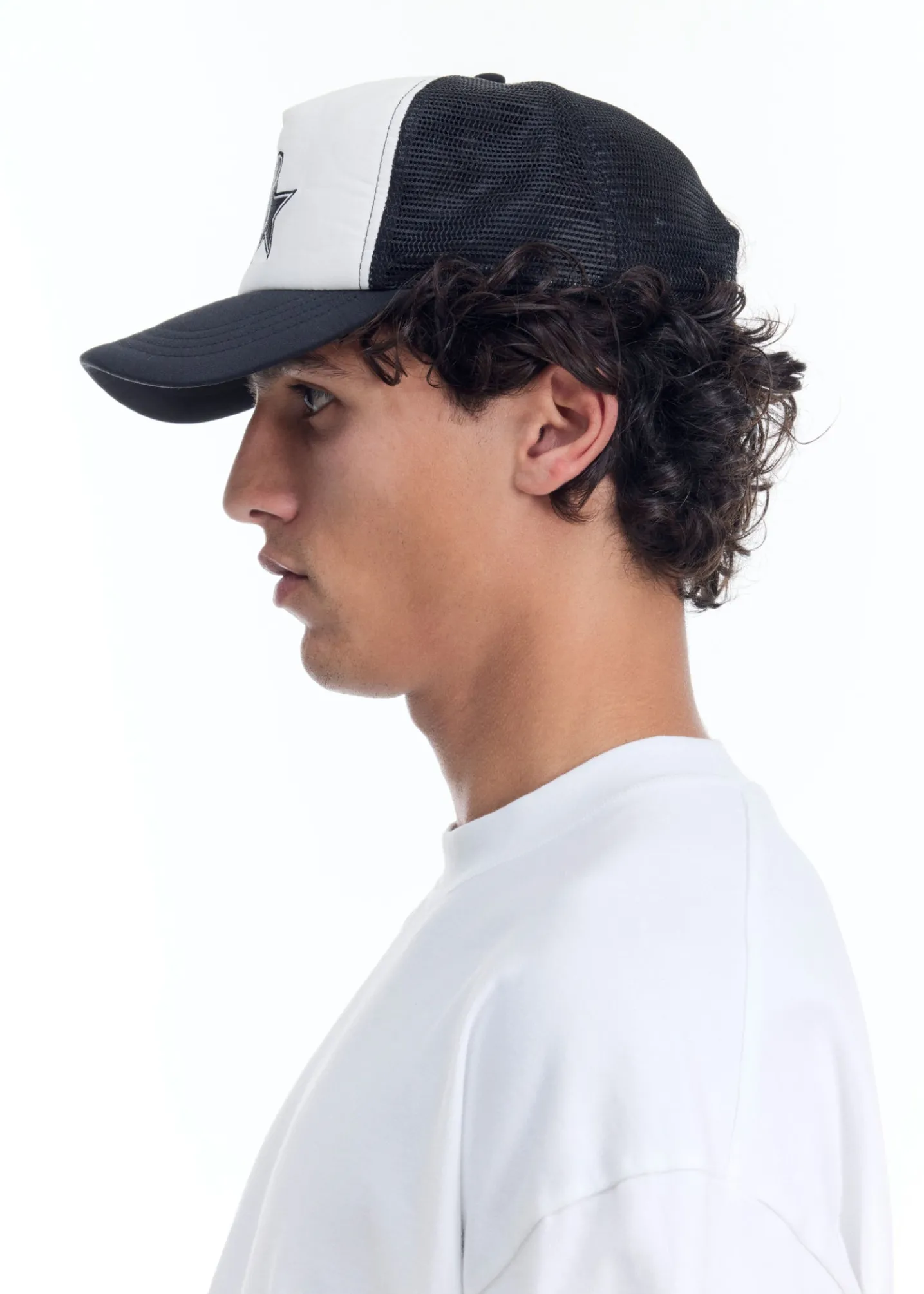 VINTAGE STAR TRUCKER CAP