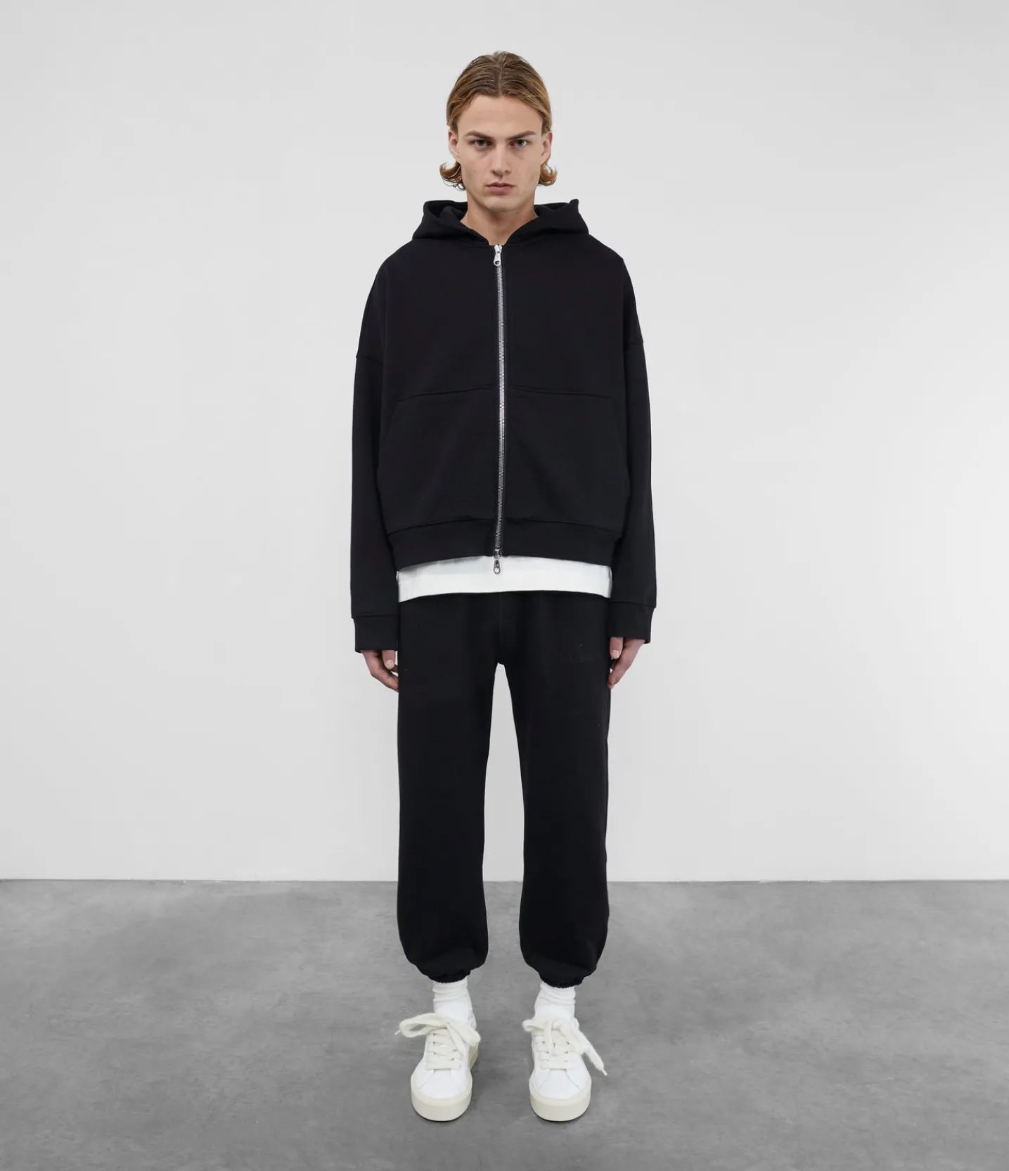 WARM UP CROPPED ZIPPED HOODIE
